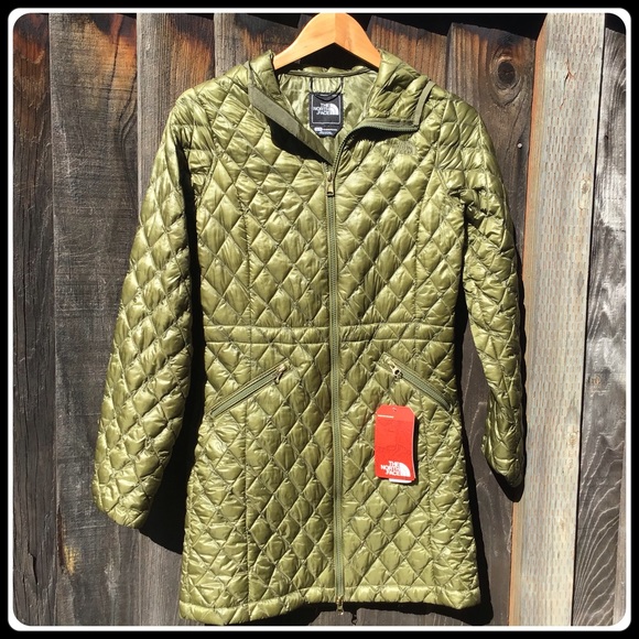 The North Face thermoball parka - Picture 3 of 10